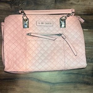 Barely used guess purse.